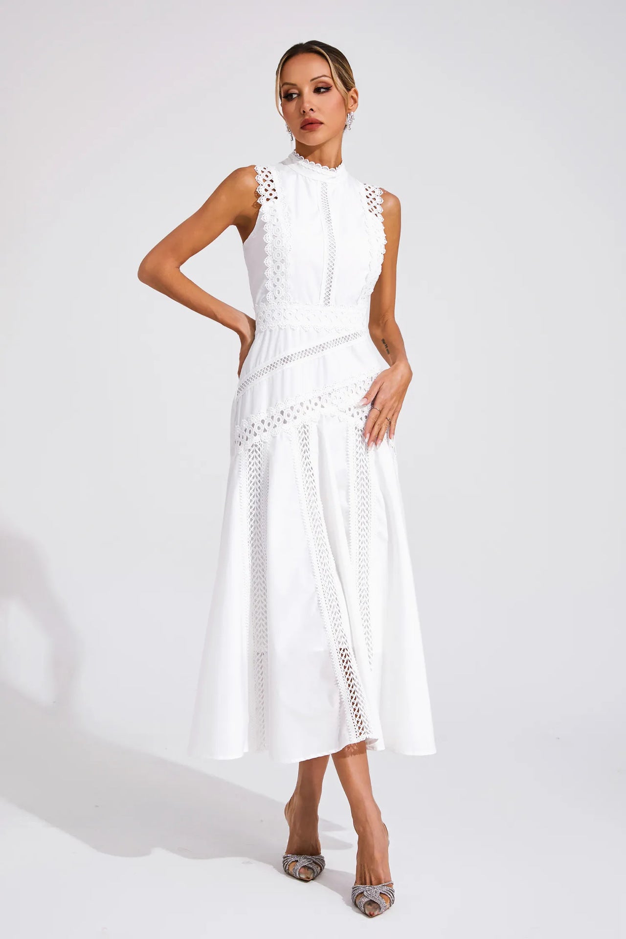 Women's Sleeveless Mock Neck Lace Panel Midi Dress